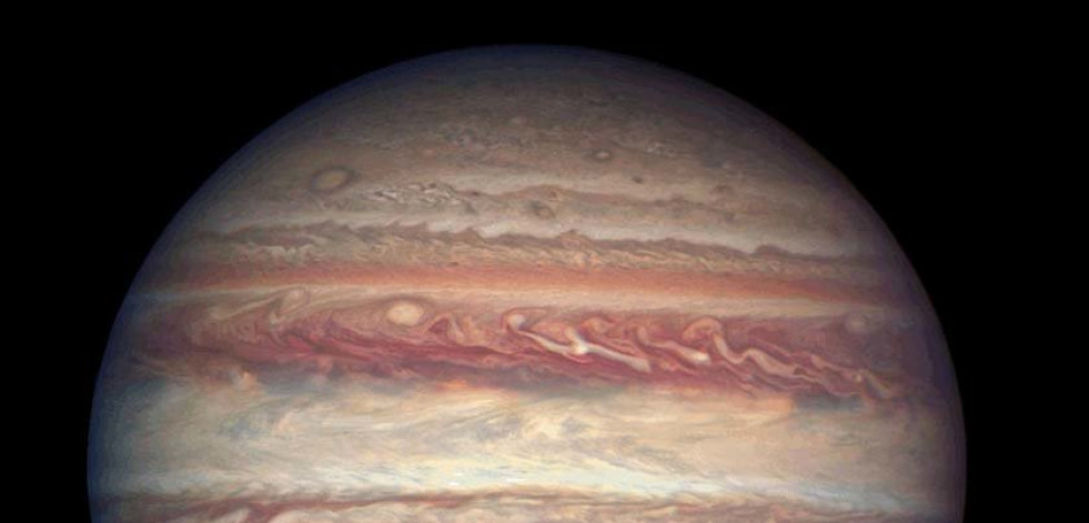 Descubren el origen de los colores de 
los anillos 
de Júpiter