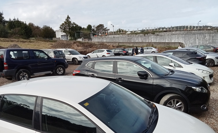 Ribeira aprueba los precios del parking del Centenario sobre la base de un céntimo por minuto