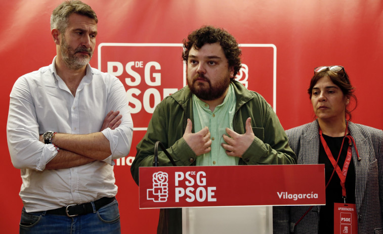 El PSOE de Vilagarcía se reúne de forma urgente para mostrar su apoyo a Pedro Sánchez
