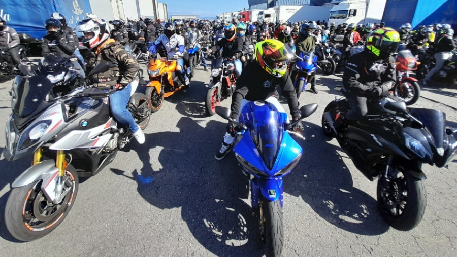 Os Reventapistóns prevé que en su VI Kekada del 13 de abril en la Praza de España de Ribeira participen unas 2.000 motos
