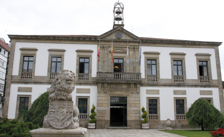 La Valedora do Pobo incluirá en su informe al Concello de Vilagarcía por una queja del SAF
