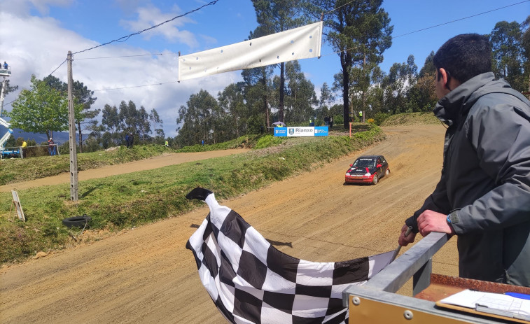 Rianxo alzó el telón al Campeonato Gallego de Autocross